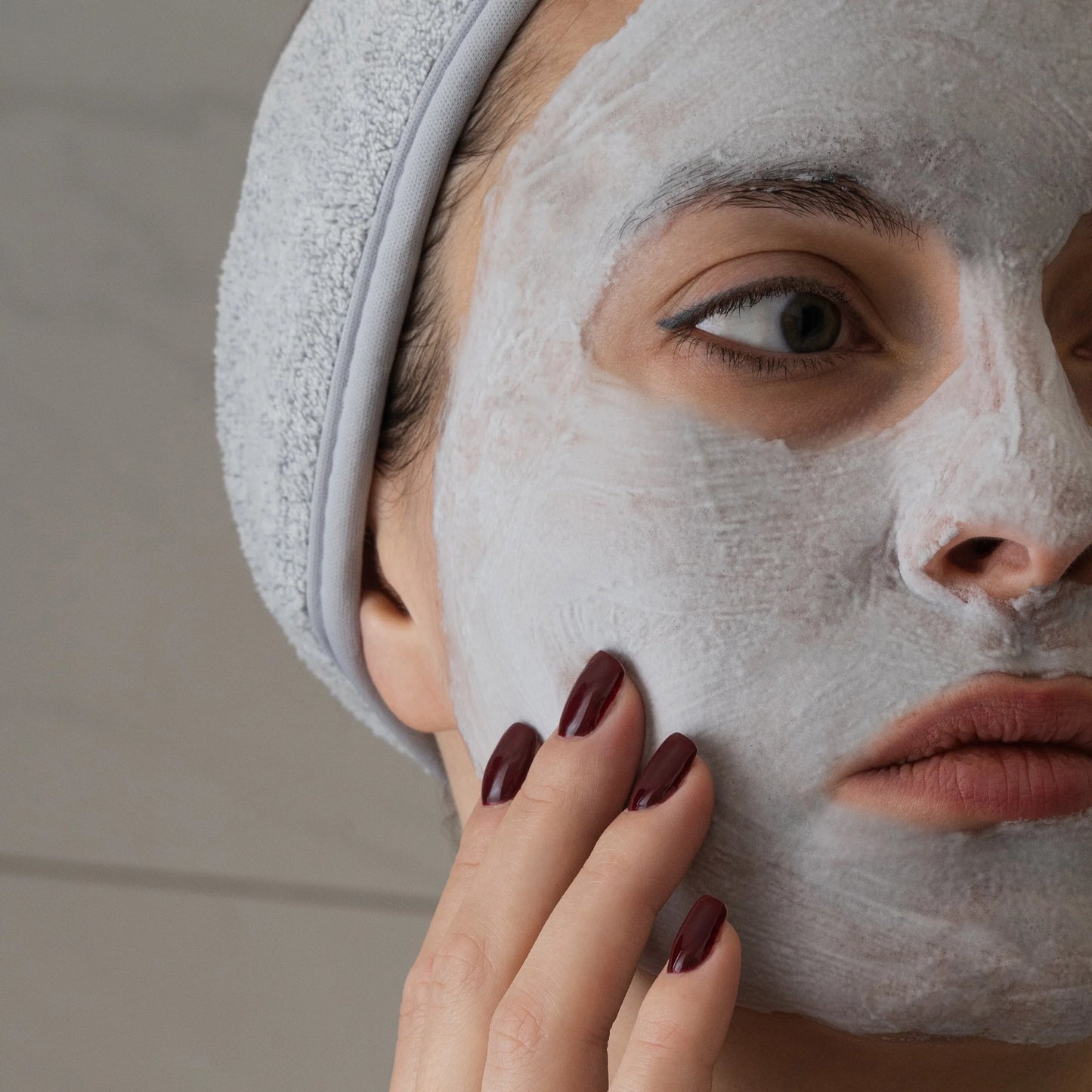 CARELIKA Charcoal Bubble Mask for Fresh, Radiant Skin 30ml